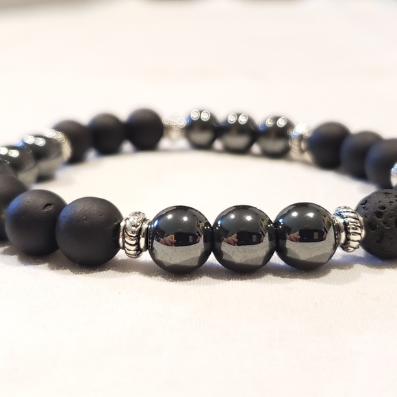 Lave Stone Diffuser Bracelet - Picture 5 of 6
